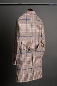 Color: Natural Prince of Wales