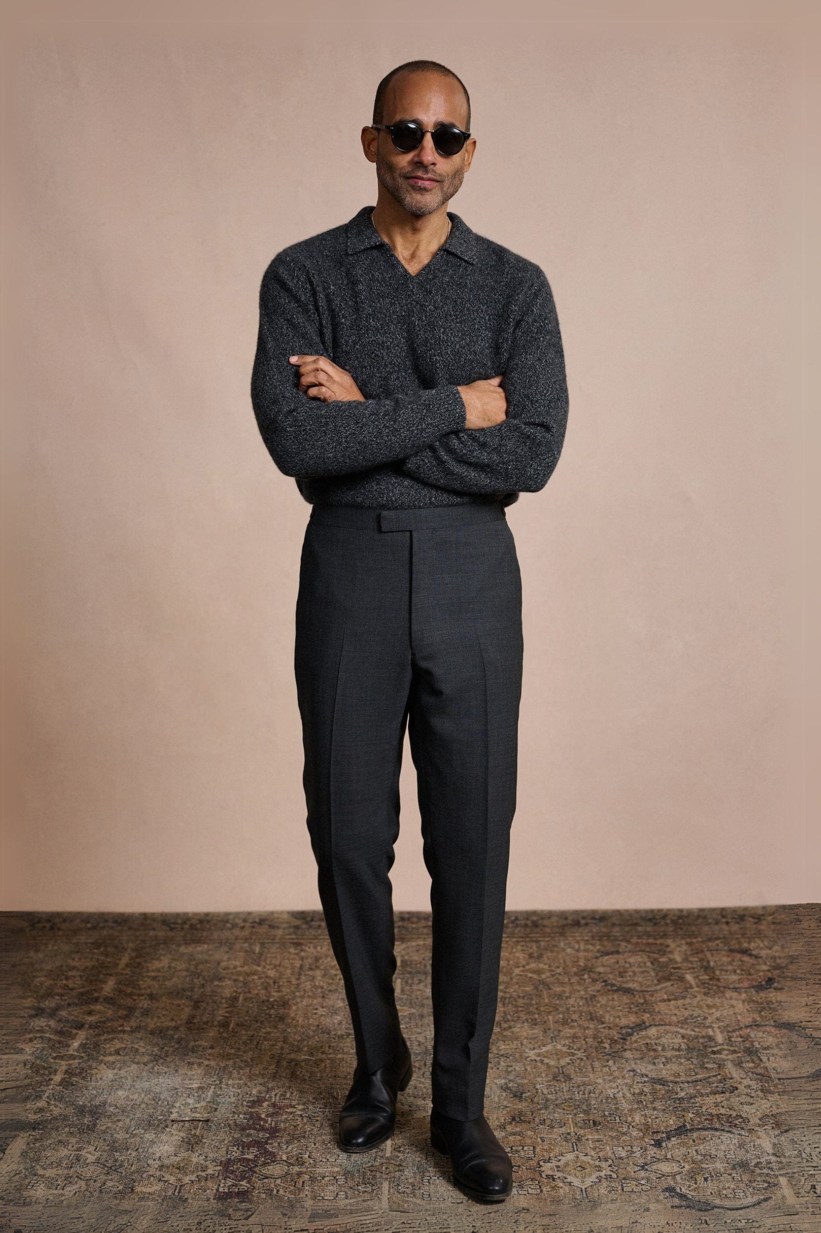 Articles of Style | Spring Essential: Versatile Light Grey Trousers for Men's Fashion Articles of Style | Spring Essential: Versatile Light Grey Trousers for Men's Fashion