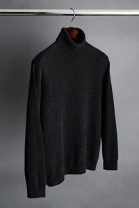Color: Black