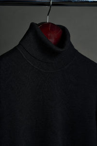 Color: Black
