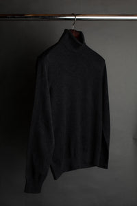Color: Black