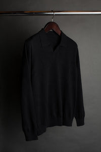 Color: Black