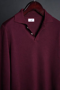 Color: Bordeaux