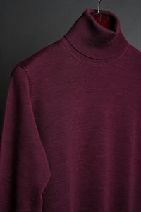 Color: Bordeaux