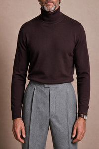 Color: Brown