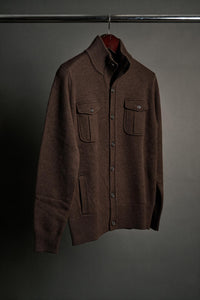 Color: Brown