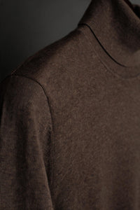 Color: Brown