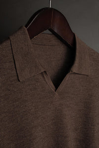 Color: Brown