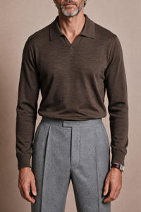 Color: Brown