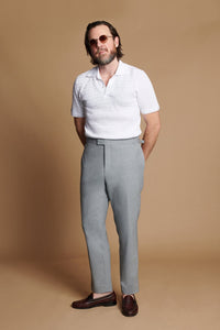 Color: Light Gray