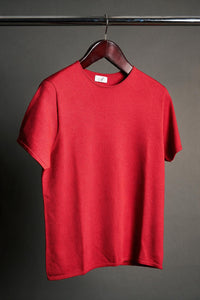Color: Red