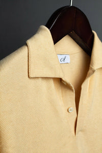 Color: Crema