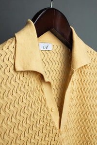 Color: Crema