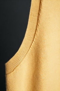 Color: Crema