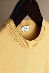 Color: Crema