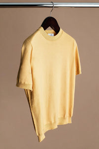 Color: Crema