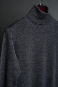 Color: Dark Grey