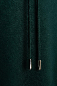 Color: Green