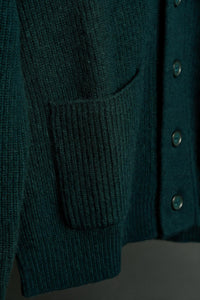 Color: Green