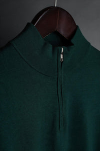 Color: Green