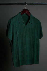 Color: Green