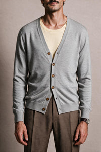 Color: Griggio