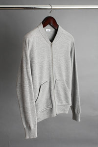 Color: Griggio