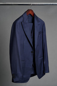 Color: Navy