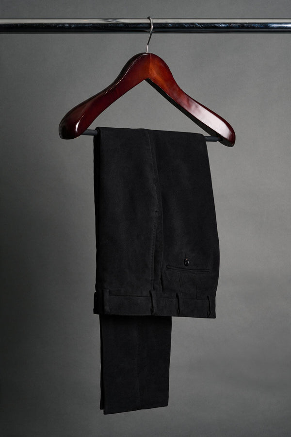 Color: Black
