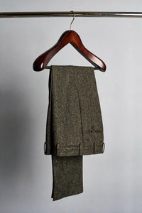 Color: Olive