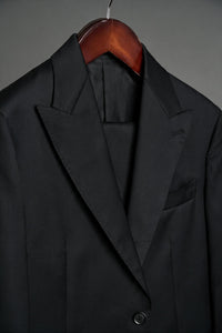 Color: Black
