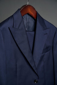 Color: Navy