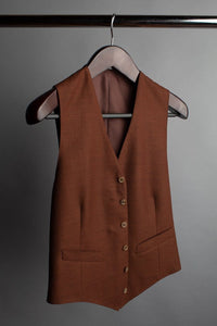 Color: Rust