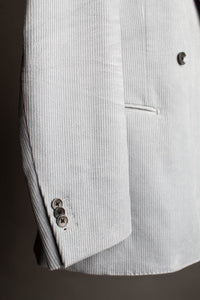 Color: Ice Grey