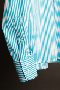 Color: Teal