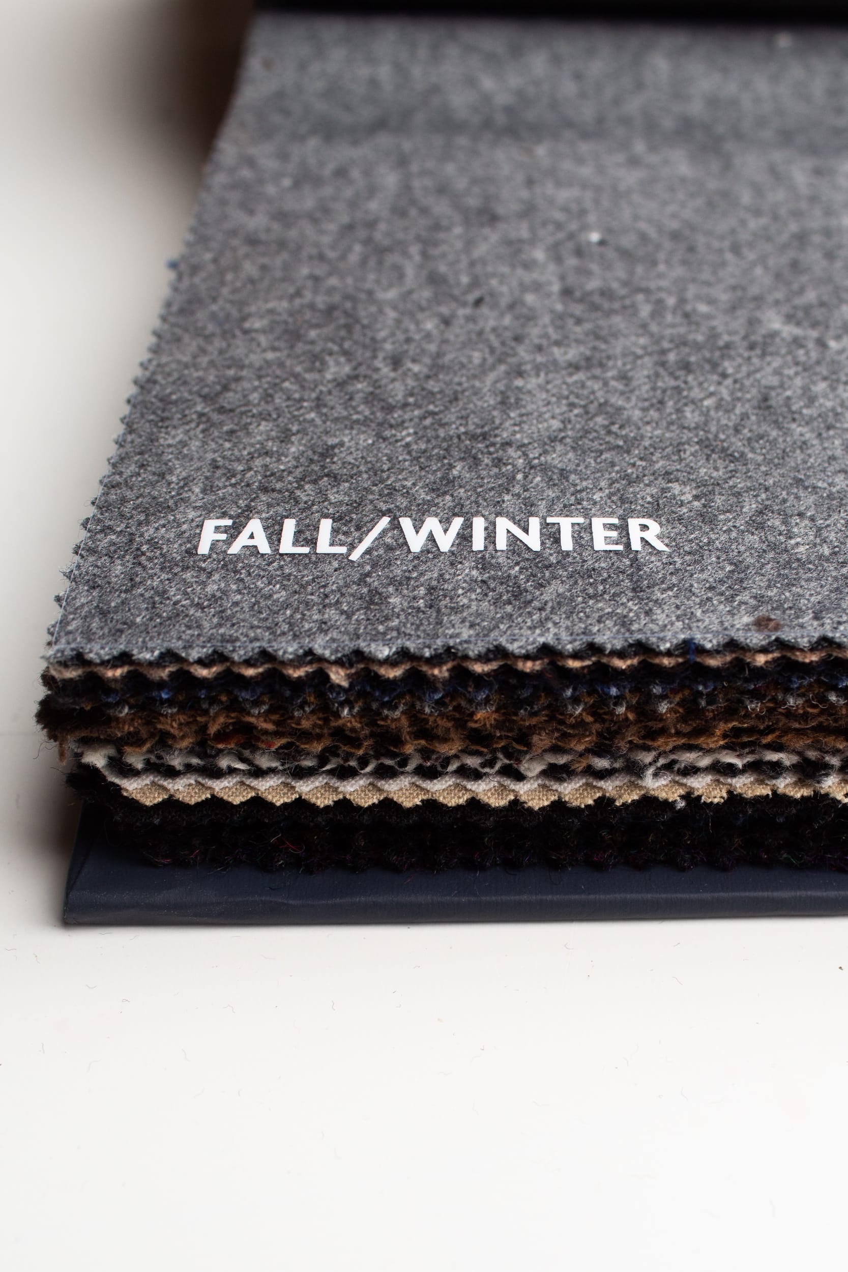 HOW TO BUY MENSWEAR e-book by Dan Trepanier