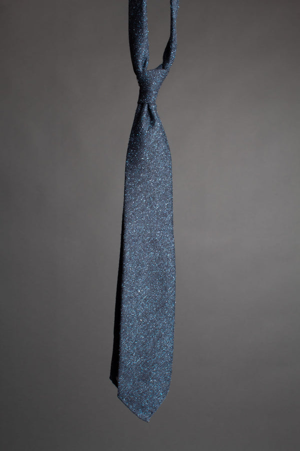 Color: Blue