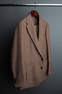 Color: Khaki