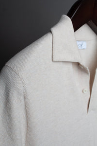 Color: Oatmeal