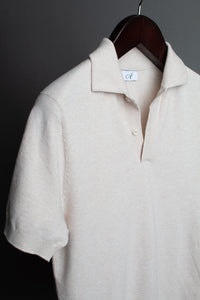 Color: Oatmeal