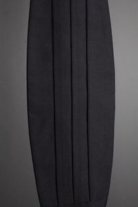 Color: Black Grosgrain