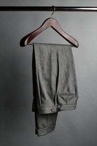Color: Light Grey