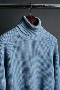 Color: Light Blue