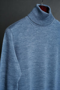 Color: Light Blue