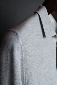 Color: Light Grey