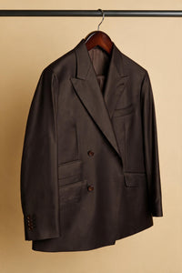 Color: Chocolate