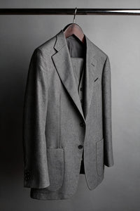Color: Mid Grey