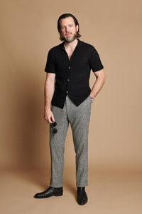 Monochrome Builder Capsule