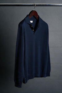 Color: Navy