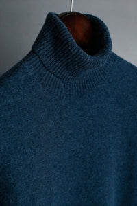 Color: Navy